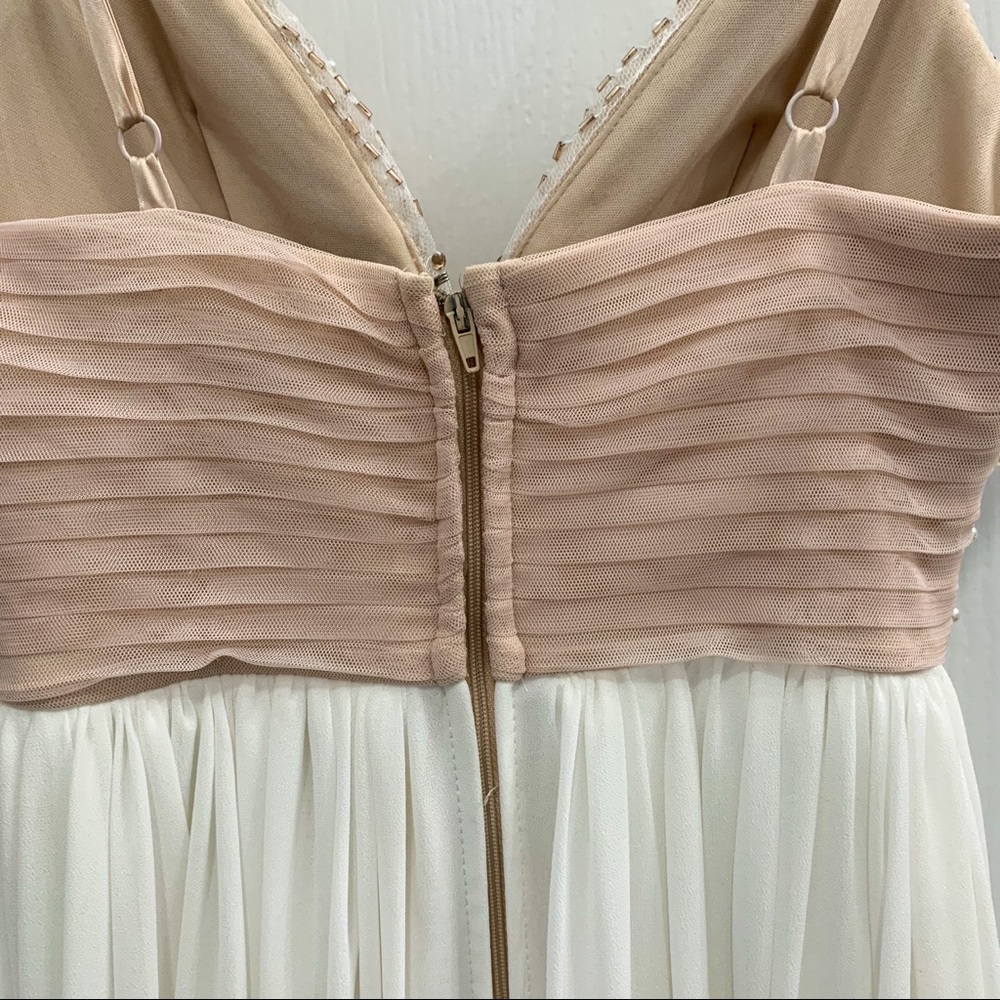 PROM DRESS - Picture 2 of 5